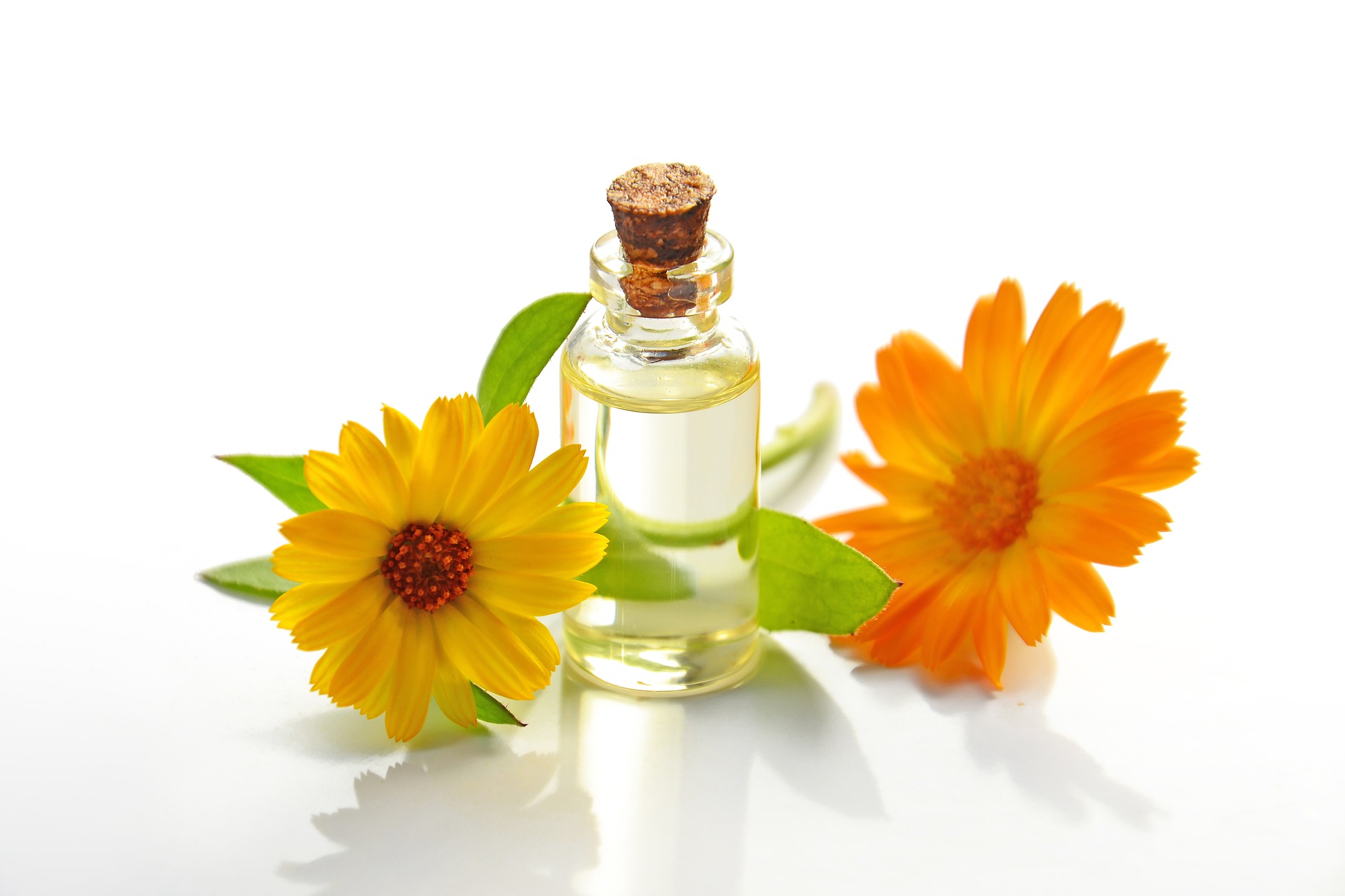 essential-oil-3139479_1920